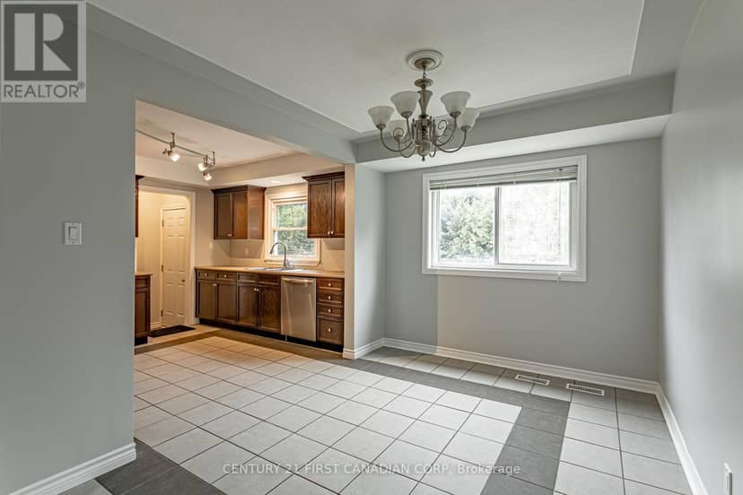 4459 Hamilton Road — photo 11 of 34