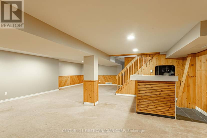 4459 Hamilton Road — photo 24 of 34