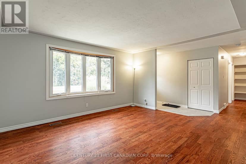 4459 Hamilton Road, Thames Centre, photo 4