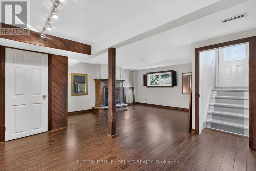 280 Charlotte Street — photo 19 of 39