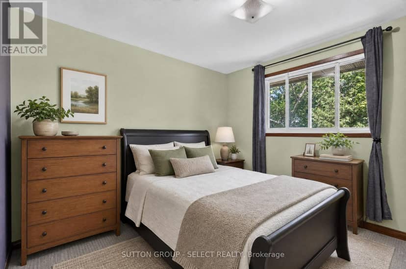280 Charlotte Street, Central Elgin, photo 7