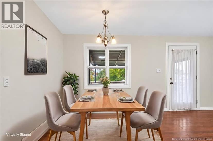 39 Kenmore Drive — photo 4 of 40