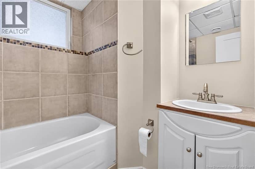 39 Kenmore Drive — photo 37 of 40