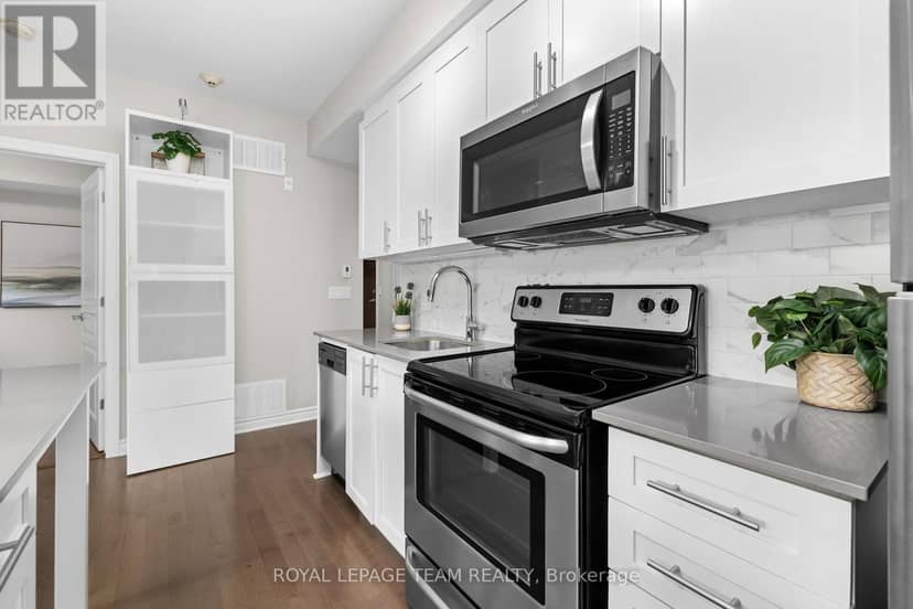 104 - 655 Beauparc Private — photo 15 of 40