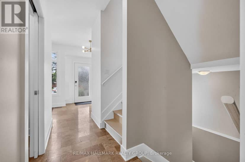 1559 Queensdale Avenue — photo 23 of 40