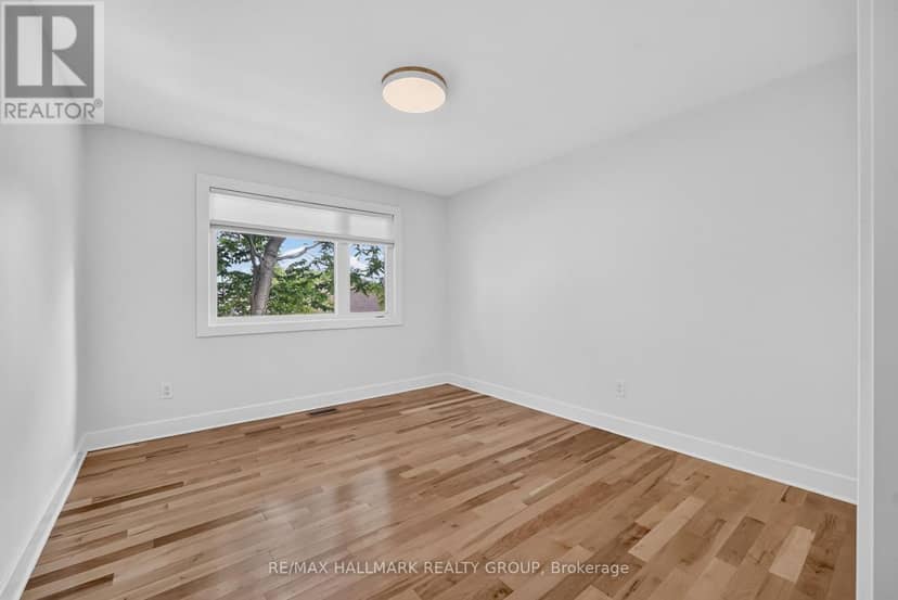 1559 Queensdale Avenue — photo 34 of 40