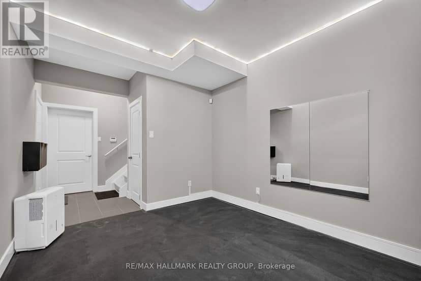 1559 Queensdale Avenue — photo 40 of 40