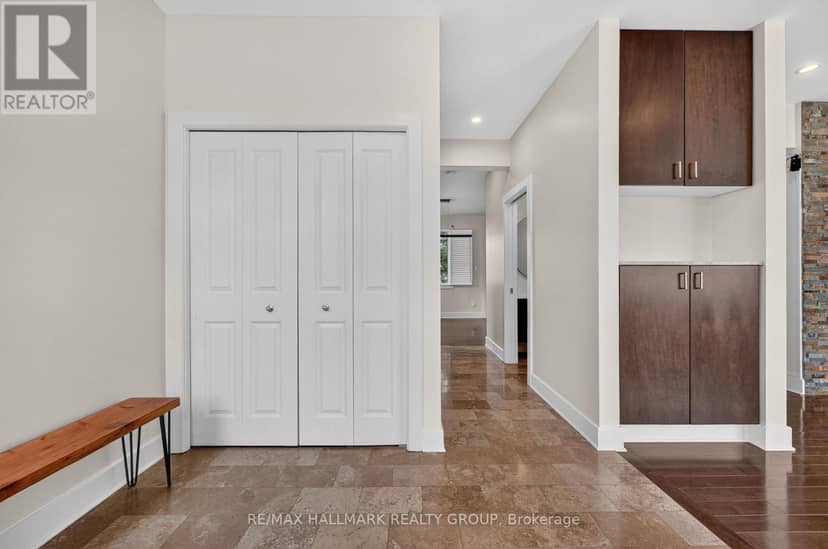 1559 Queensdale Avenue — photo 8 of 40
