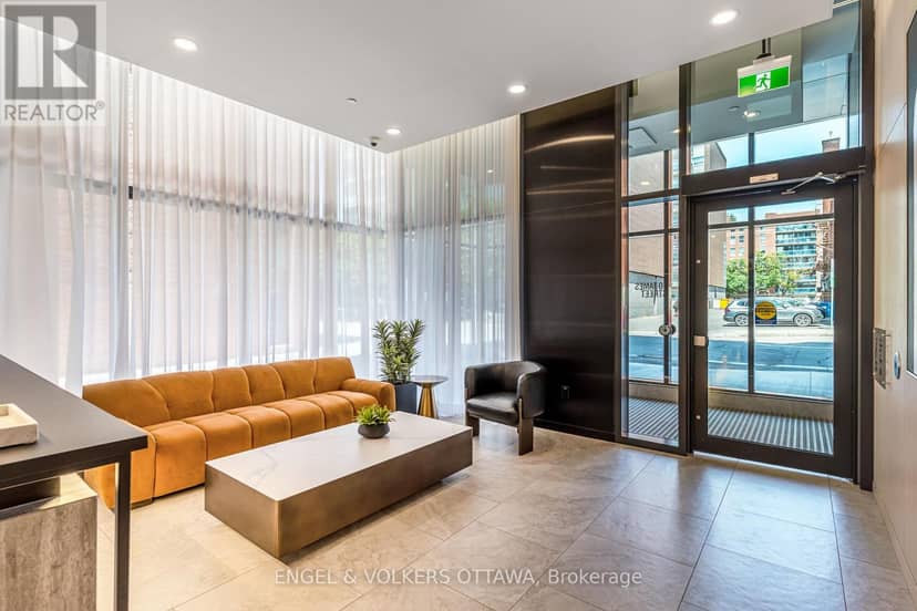 709 - 10 James Street — photo 4 of 40