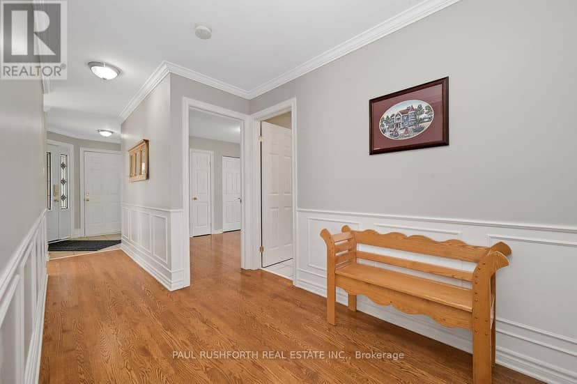 1025 Valin Street — photo 4 of 32