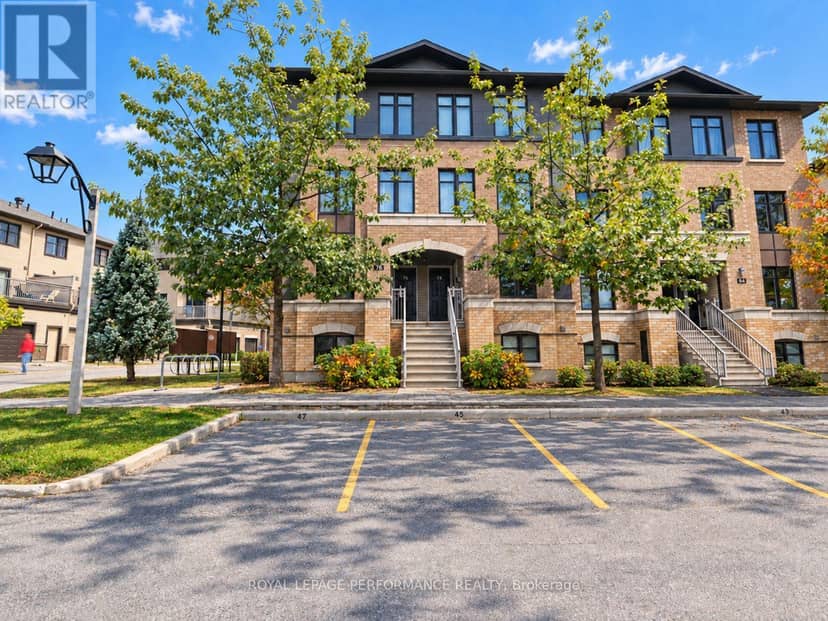 76 Argent Private, Ottawa