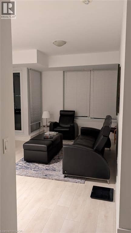 297 OAK WALK Drive Unit# 2204 — photo 28 of 33