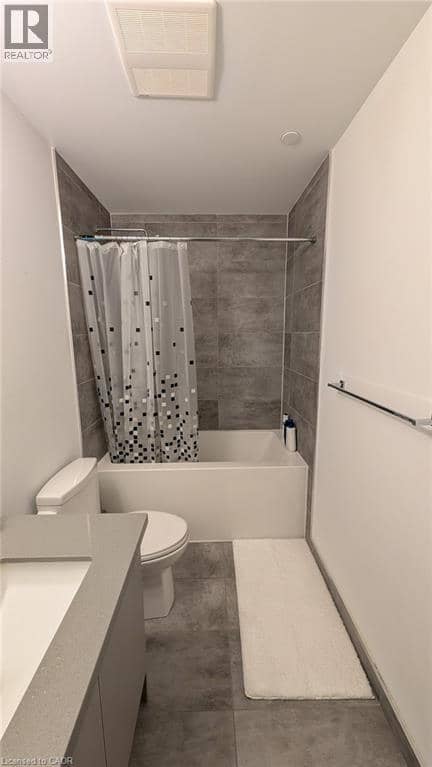 297 OAK WALK Drive Unit# 2204 — photo 32 of 33