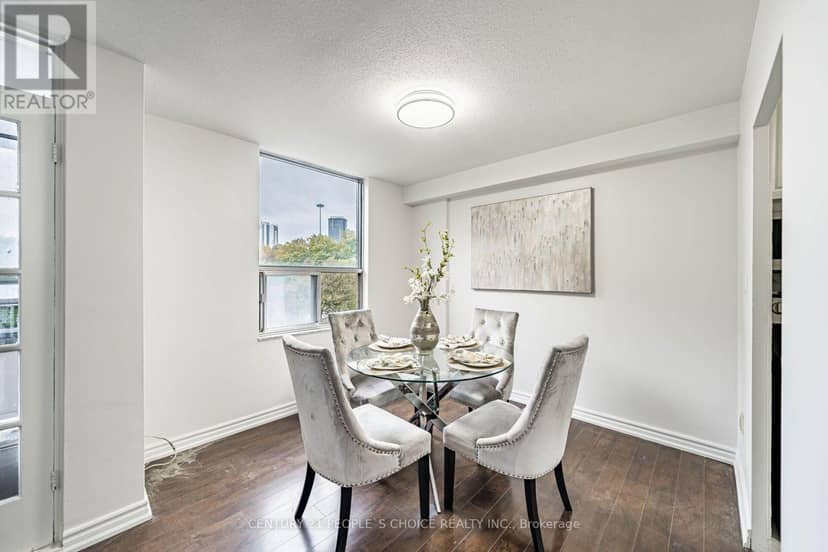 809 - 10 Edgecliffe Golfway — photo 14 of 28