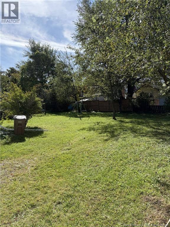 406-408 Algonquin Place — photo 7 of 40