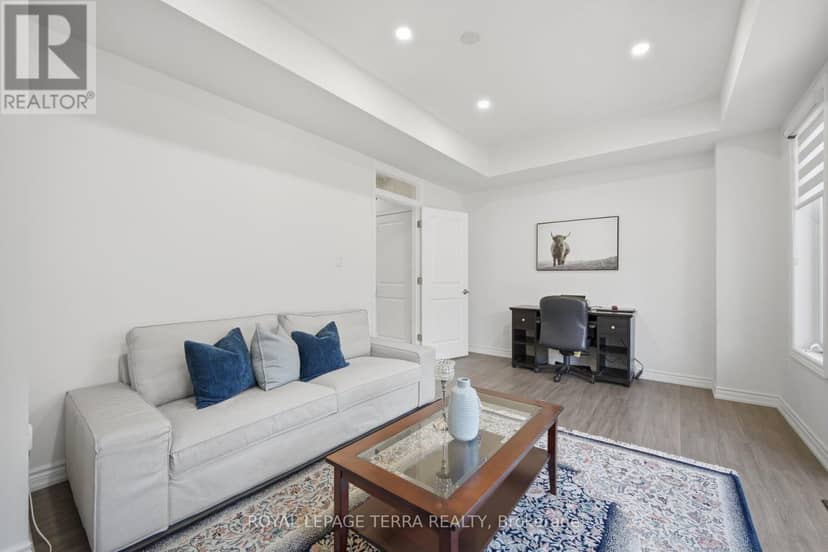 38 Hallmark Way — photo 28 of 40