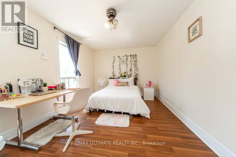 128 Elgin Street E — photo 18 of 40