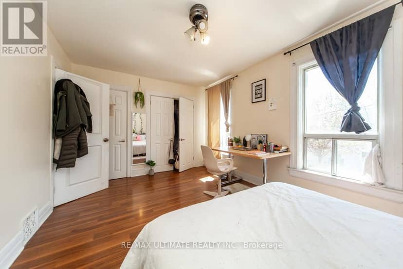 128 Elgin Street E — photo 19 of 40