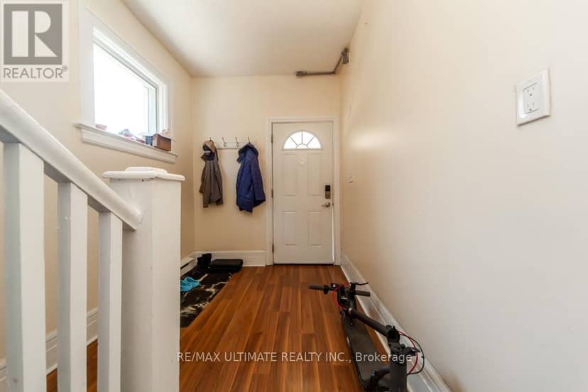 128 Elgin Street E — photo 25 of 40