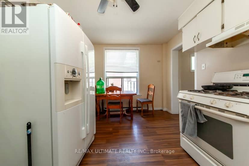 128 Elgin Street E — photo 31 of 40