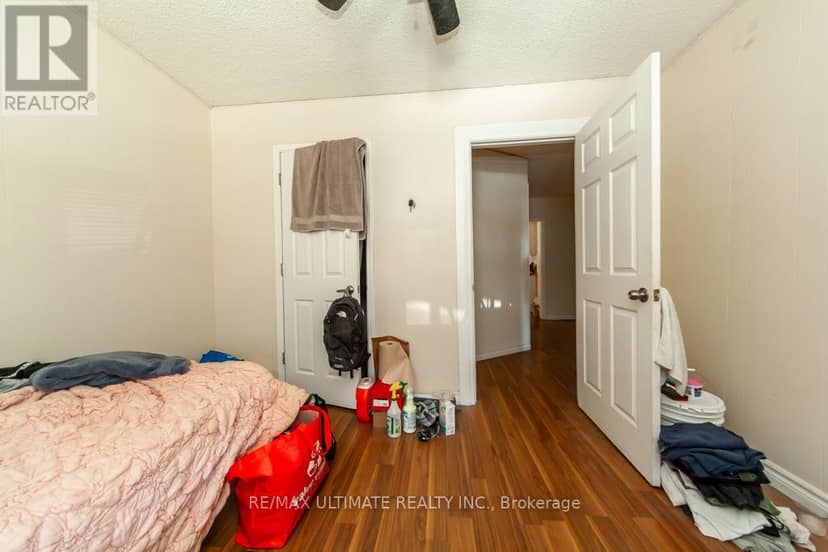 128 Elgin Street E — photo 38 of 40