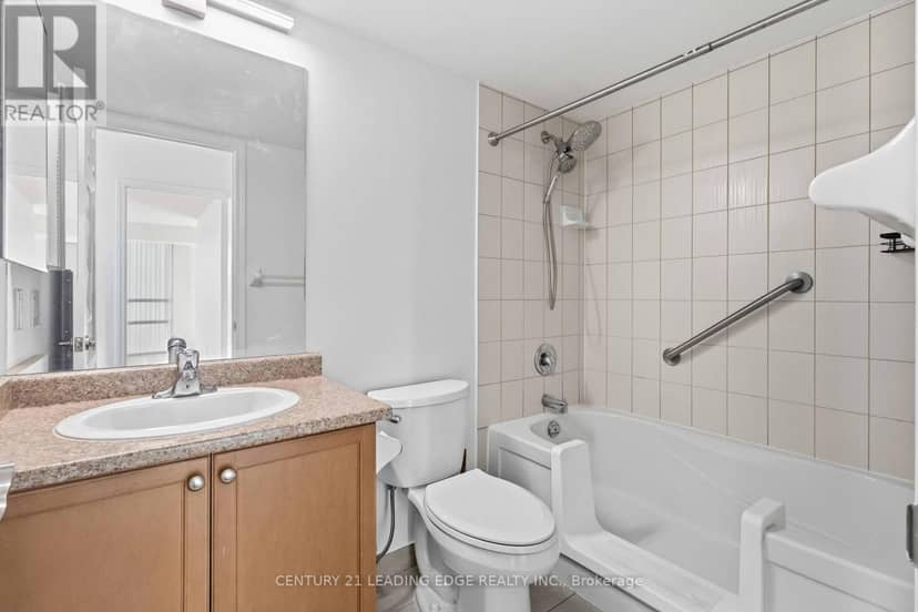 1109 - 88 Grangeway Avenue — photo 27 of 39
