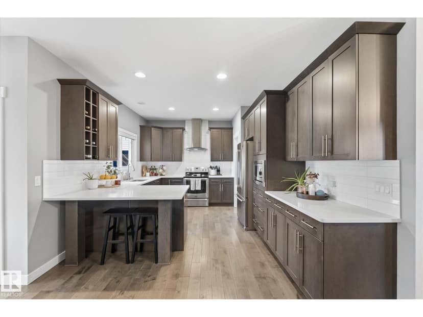18 Altadena Pt — photo 15 of 40