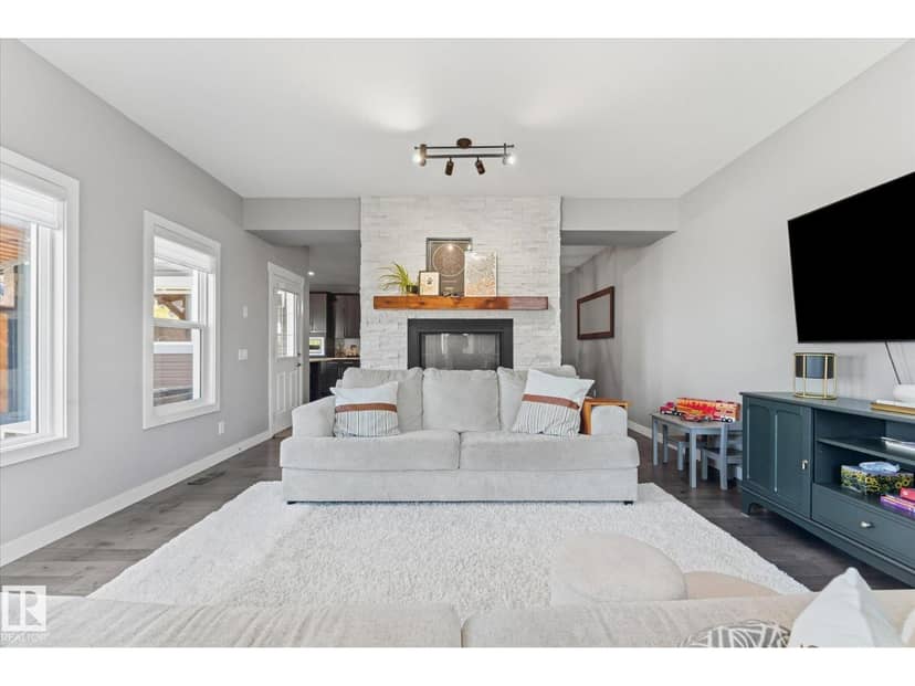 18 Altadena Pt — photo 9 of 40