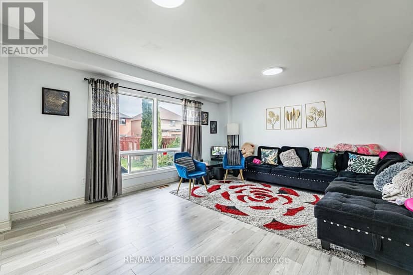69 Sunny Meadow Boulevard — photo 9 of 40