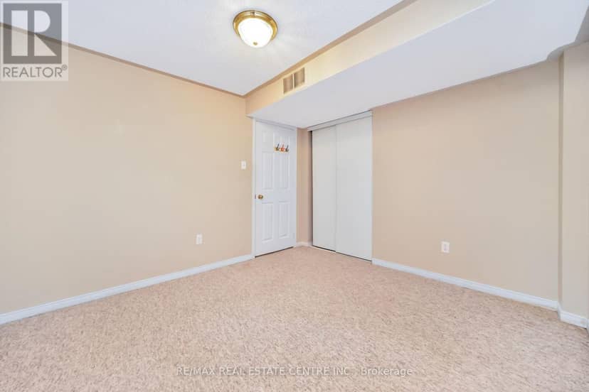 111 Springview Drive — photo 32 of 40