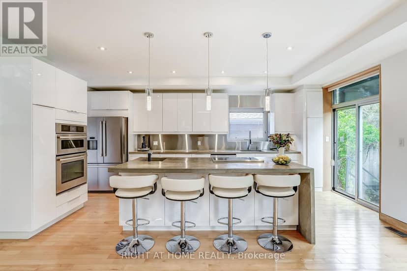17 Ashfield Drive — photo 12 of 40