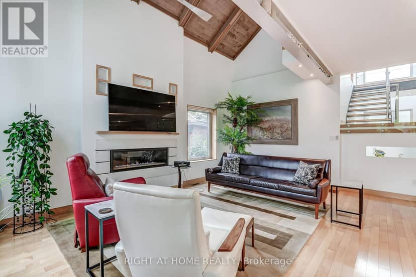 17 Ashfield Drive — photo 14 of 40