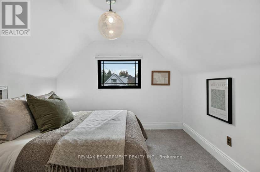 101 Cope Street — photo 28 of 40