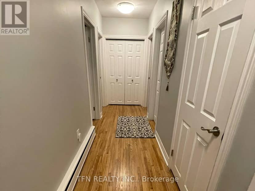 1301 Niagara River Parkway — photo 15 of 23