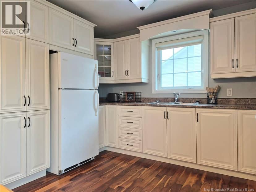 1024 Rue Misho — photo 9 of 22