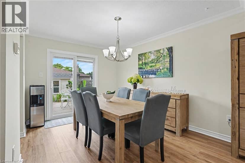 103 GLENASHTON Drive — photo 9 of 40