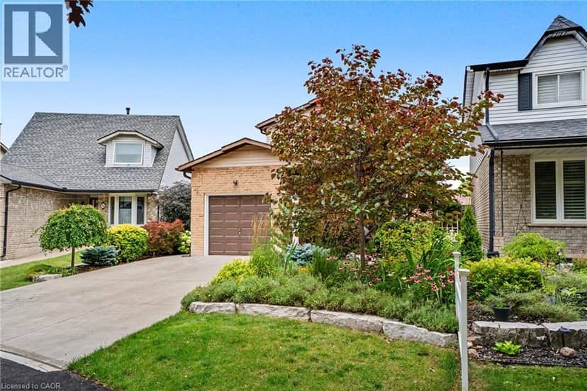 103 GLENASHTON Drive, Stoney Creek, photo 2