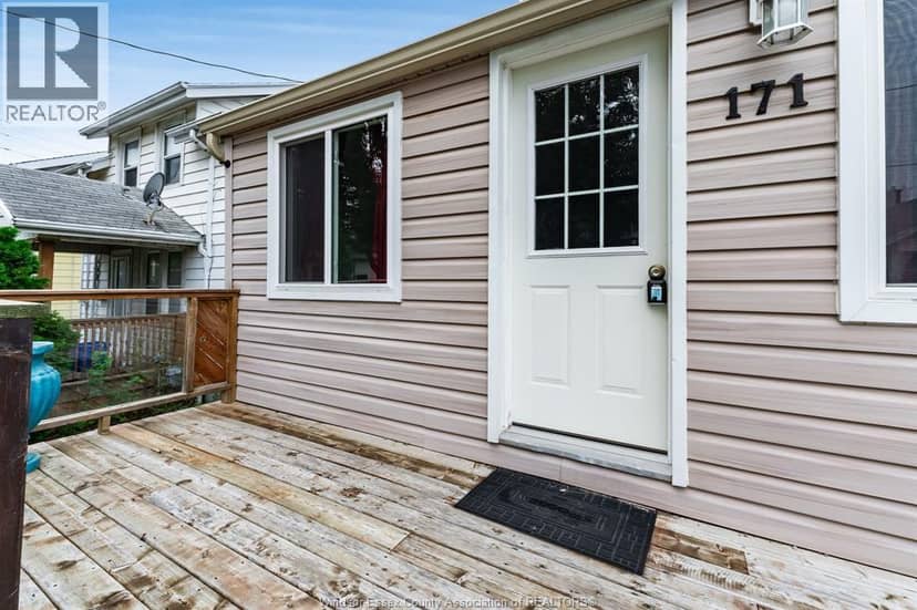 171 Edgar STREET — photo 32 of 36