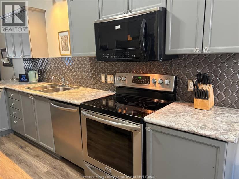 24 Erie Glen Crescent, Leamington, photo 3