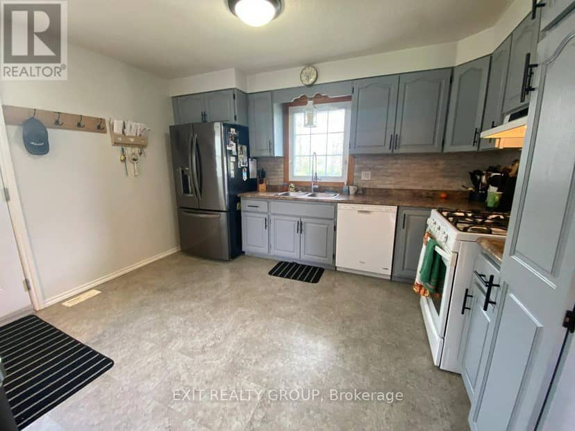 87 Bernard Long Road — photo 14 of 40