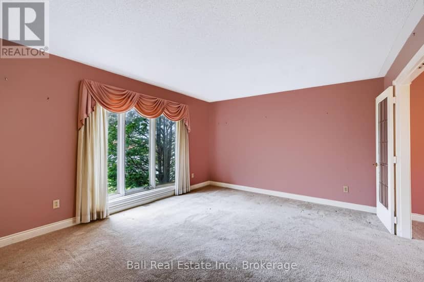 793 Hewitt Drive — photo 7 of 40
