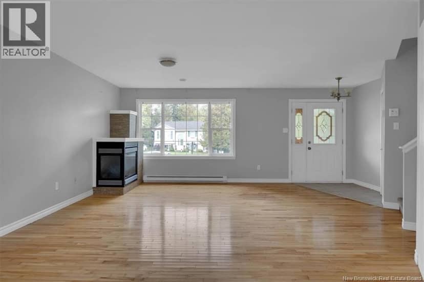 1 Tagish Road — photo 10 of 28