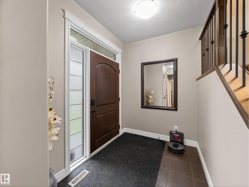 5608 Soleil Bv, Beaumont, photo 4