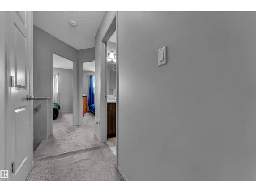 3036 Arthurs Cr SW — photo 22 of 39