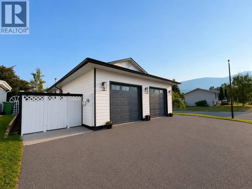 1411 DRIFTWOOD CRESCENT, Smithers