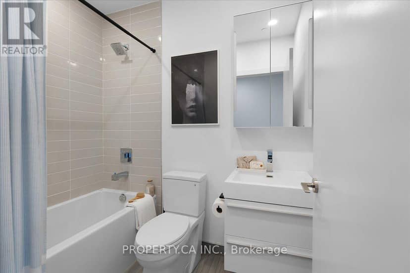 2204 - 181 Bedford Road — photo 19 of 32