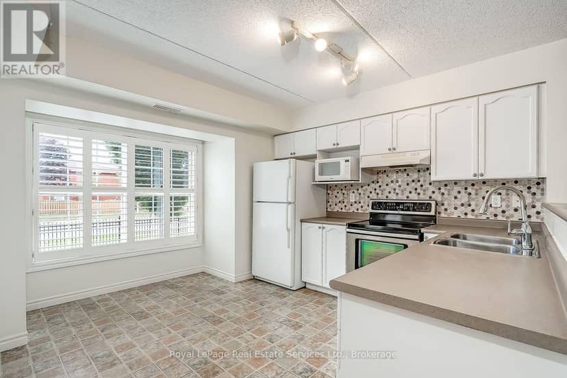 111 - 1460 Bishops Gate, Oakville, photo 2