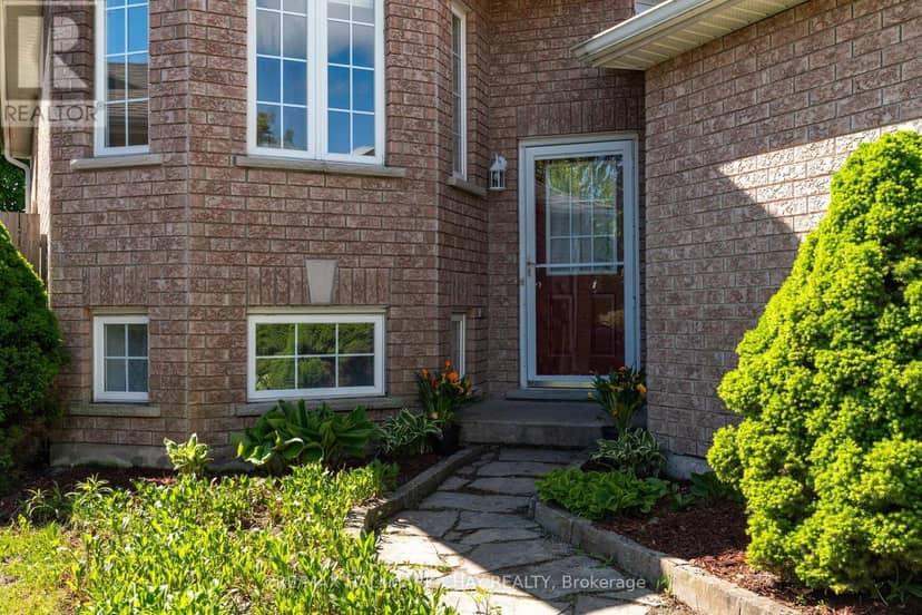 63 Masters Drive — photo 3 of 32