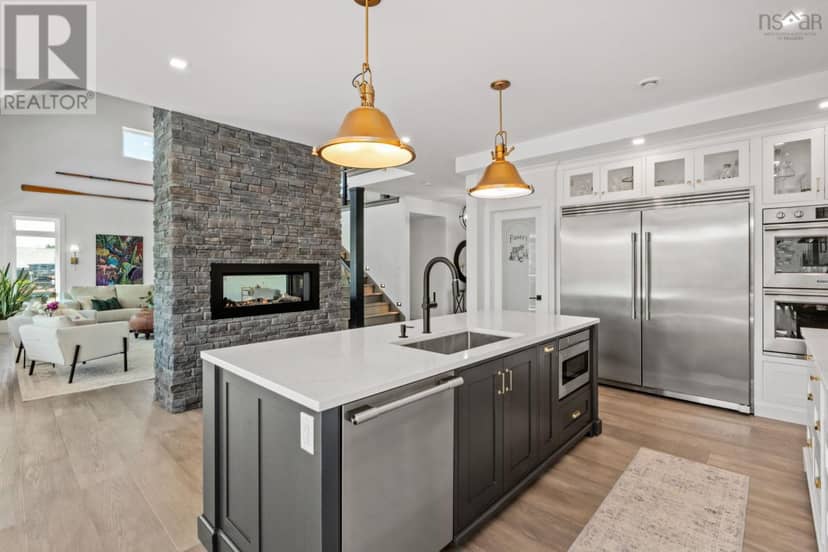 1578 John Brackett Drive — photo 3 of 40