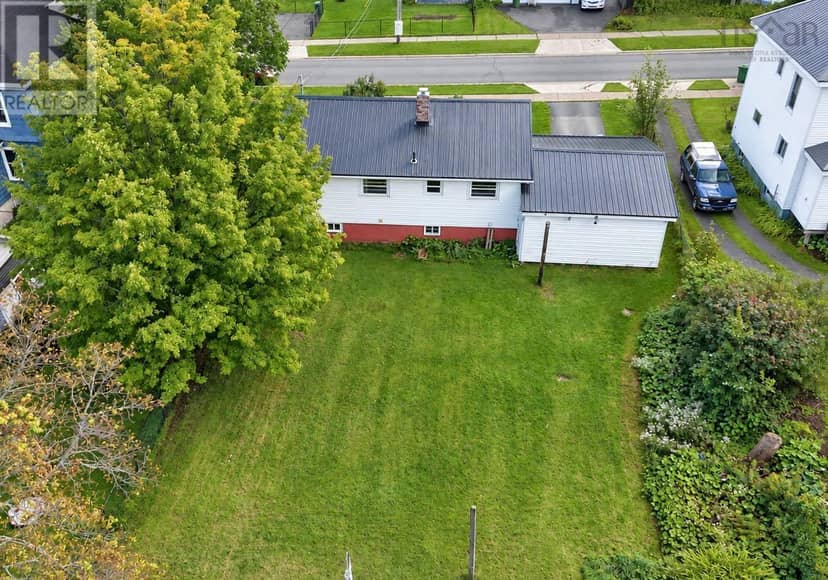 110 Park Street, Stellarton, photo 5